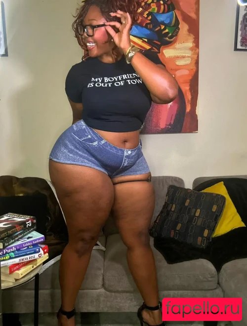 thatisssmysister Onlyfans Photo Gallery 