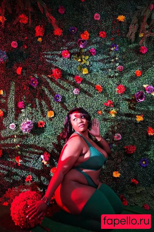 thatisssmysister Onlyfans Photo Gallery 