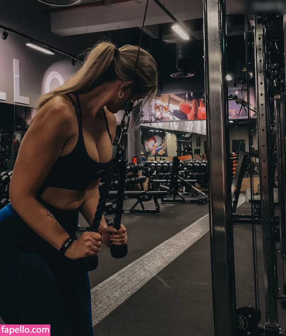 Pauline Caspari Onlyfans Photo Gallery 