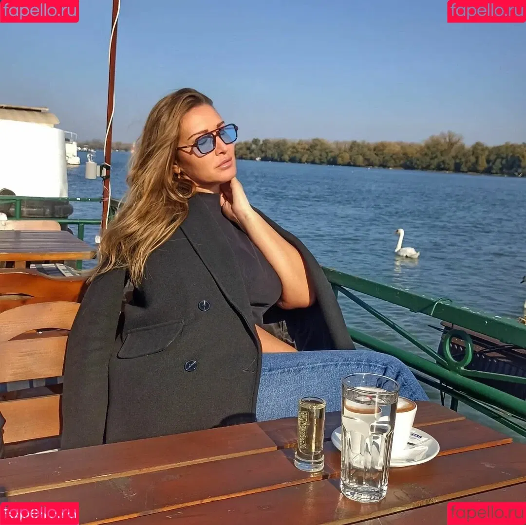 Vesna Justwoman42 Onlyfans Photo Gallery 