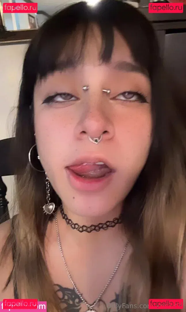 Curious_Hour Onlyfans Photo Gallery 