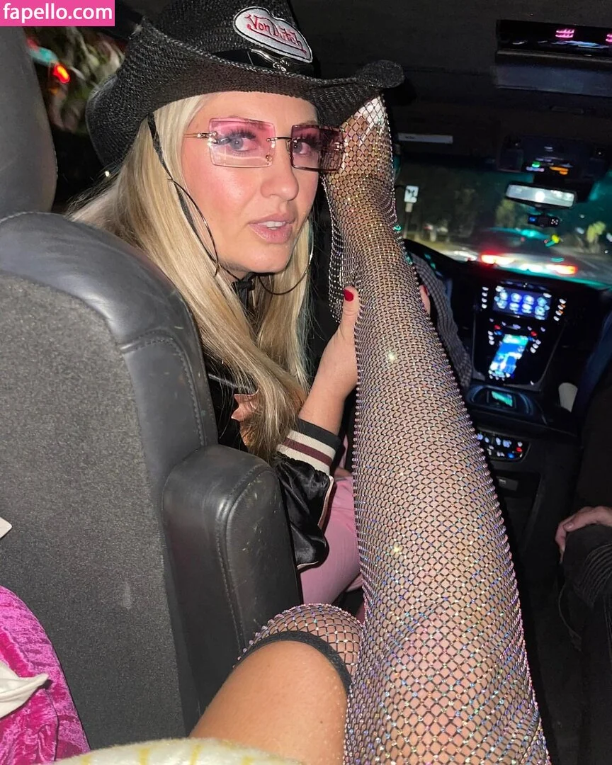 Elle.o.f Onlyfans Photo Gallery 