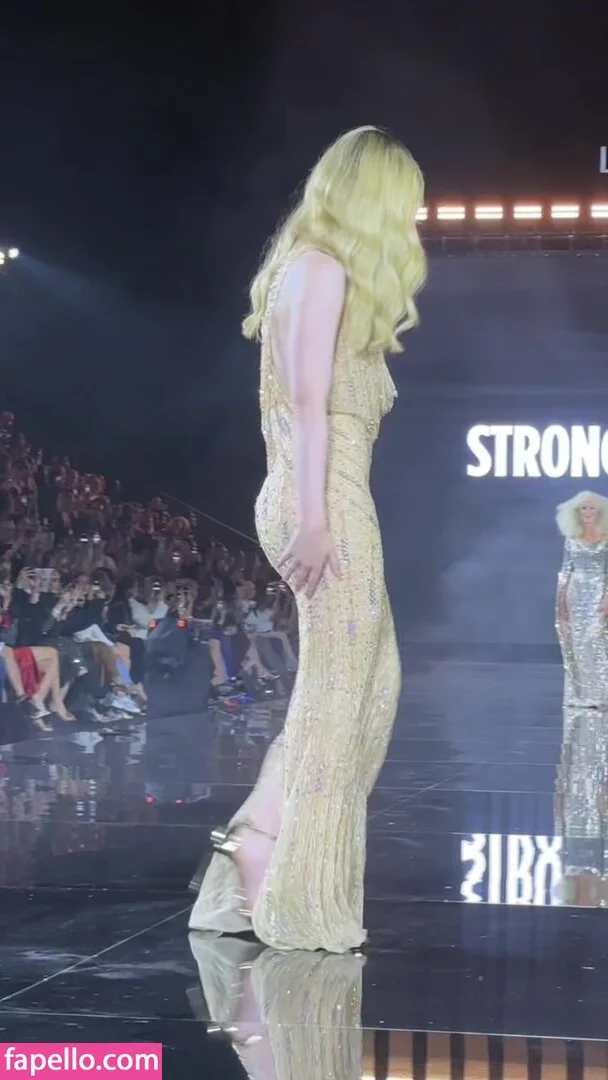 Elle.o.f Onlyfans Photo Gallery 