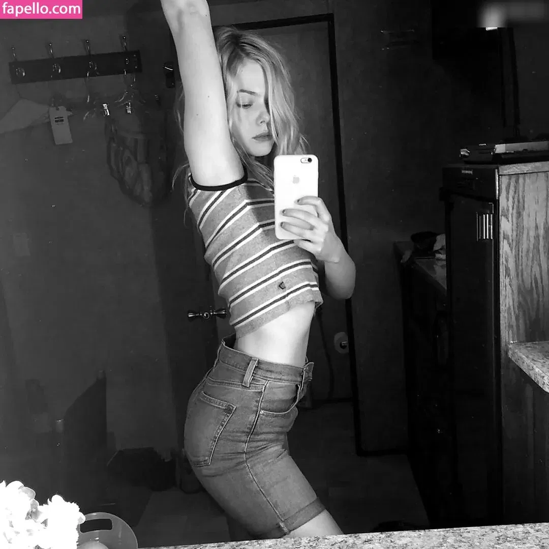 Elle.o.f Onlyfans Photo Gallery 