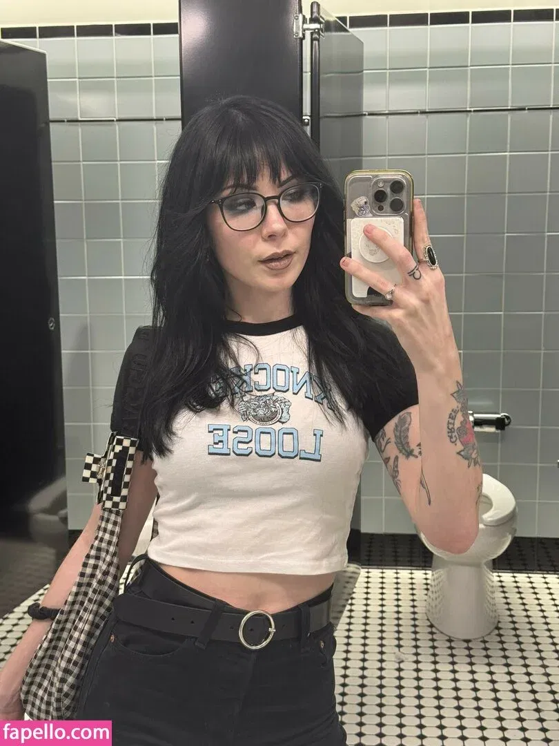 kornsalsa Onlyfans Photo Gallery 