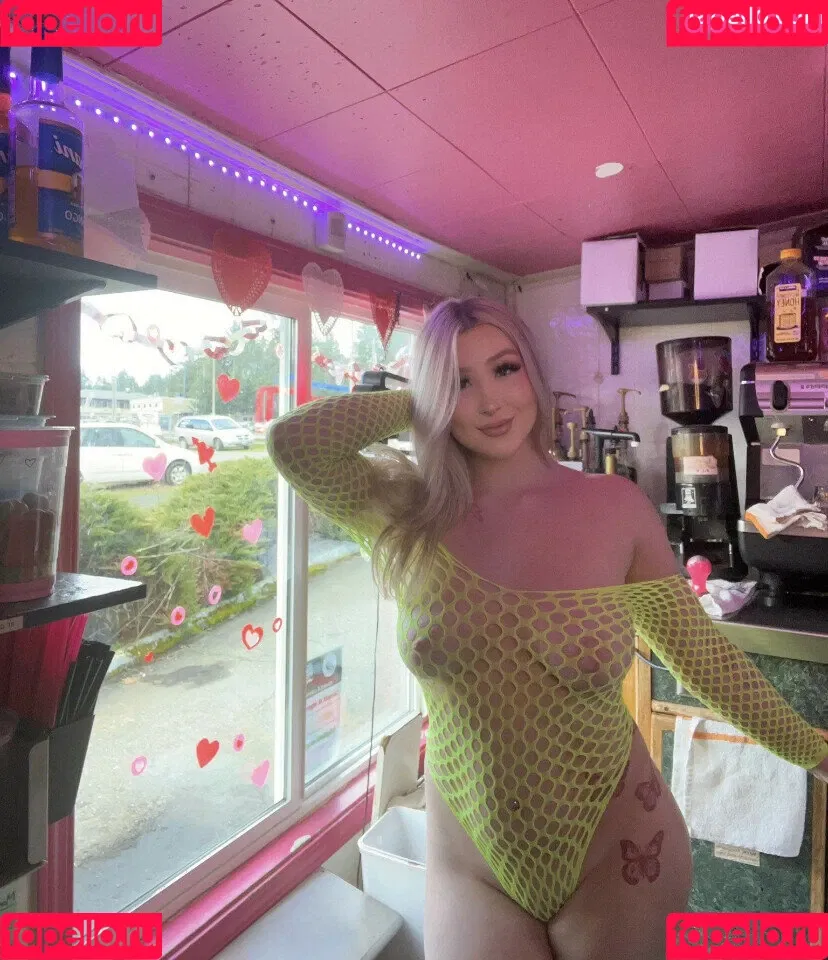Stacked Blonde Onlyfans Photo Gallery 