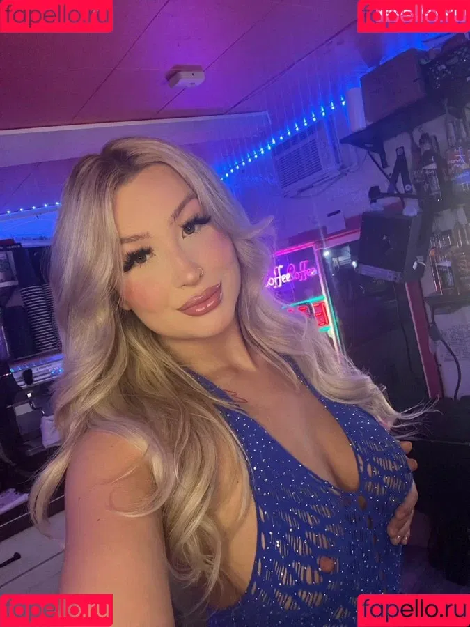 Stacked Blonde Onlyfans Photo Gallery 
