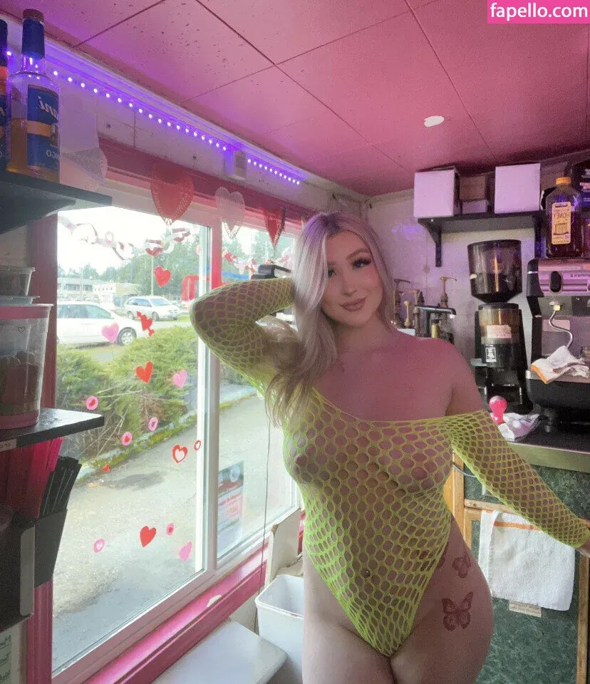 Stacked Blonde Onlyfans Photo Gallery 