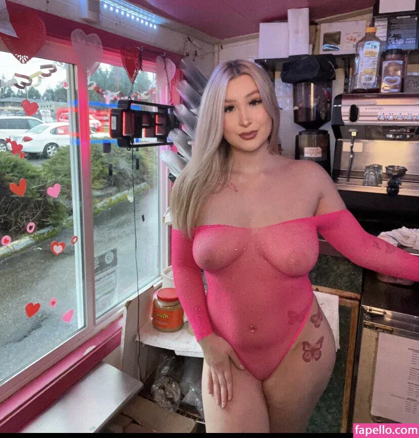 Stacked Blonde Onlyfans Photo Gallery 