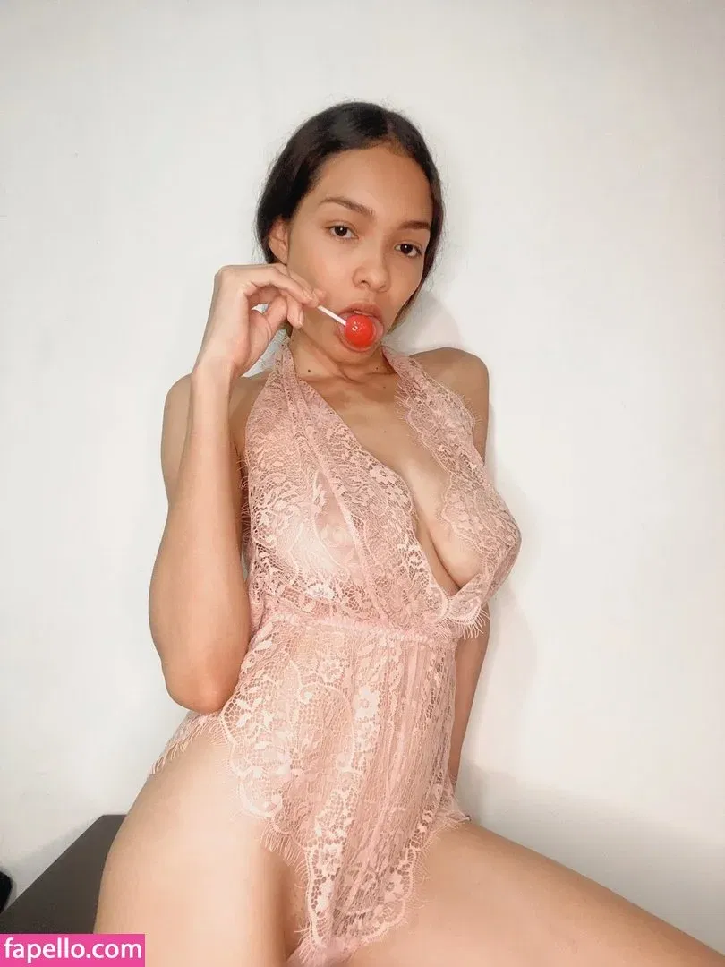 ki_kira Onlyfans Photo Gallery 