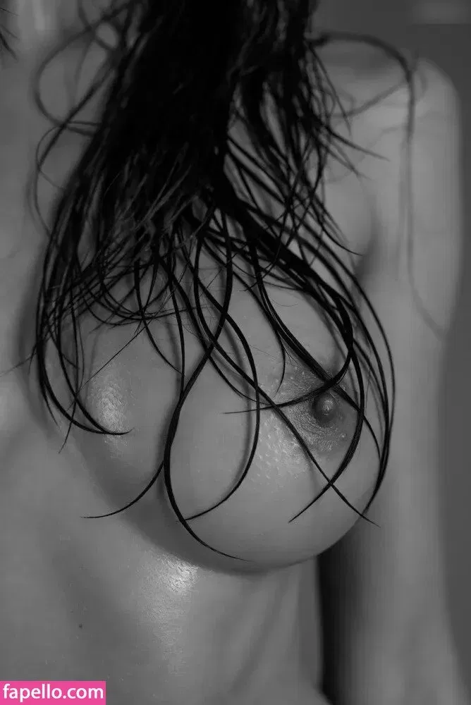 mirachi.s Onlyfans Photo Gallery 