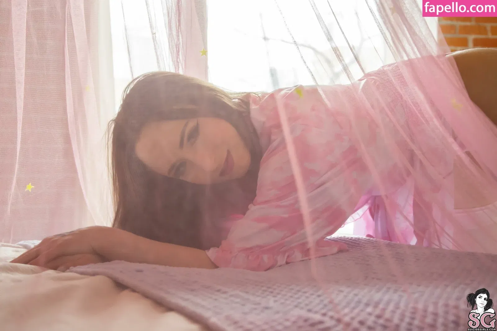 Starry SG Onlyfans Photo Gallery 