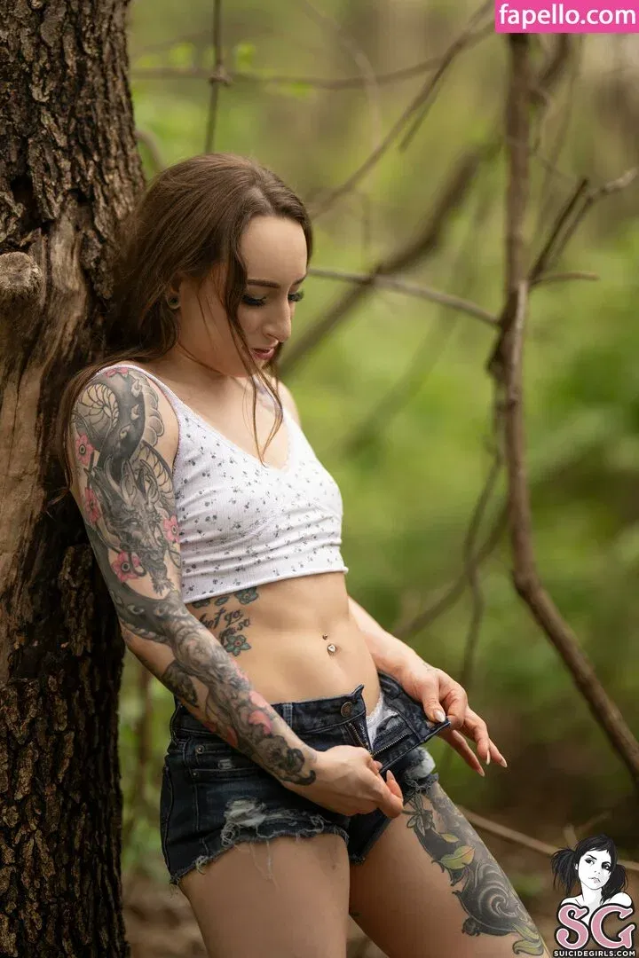 Starry SG Onlyfans Photo Gallery 