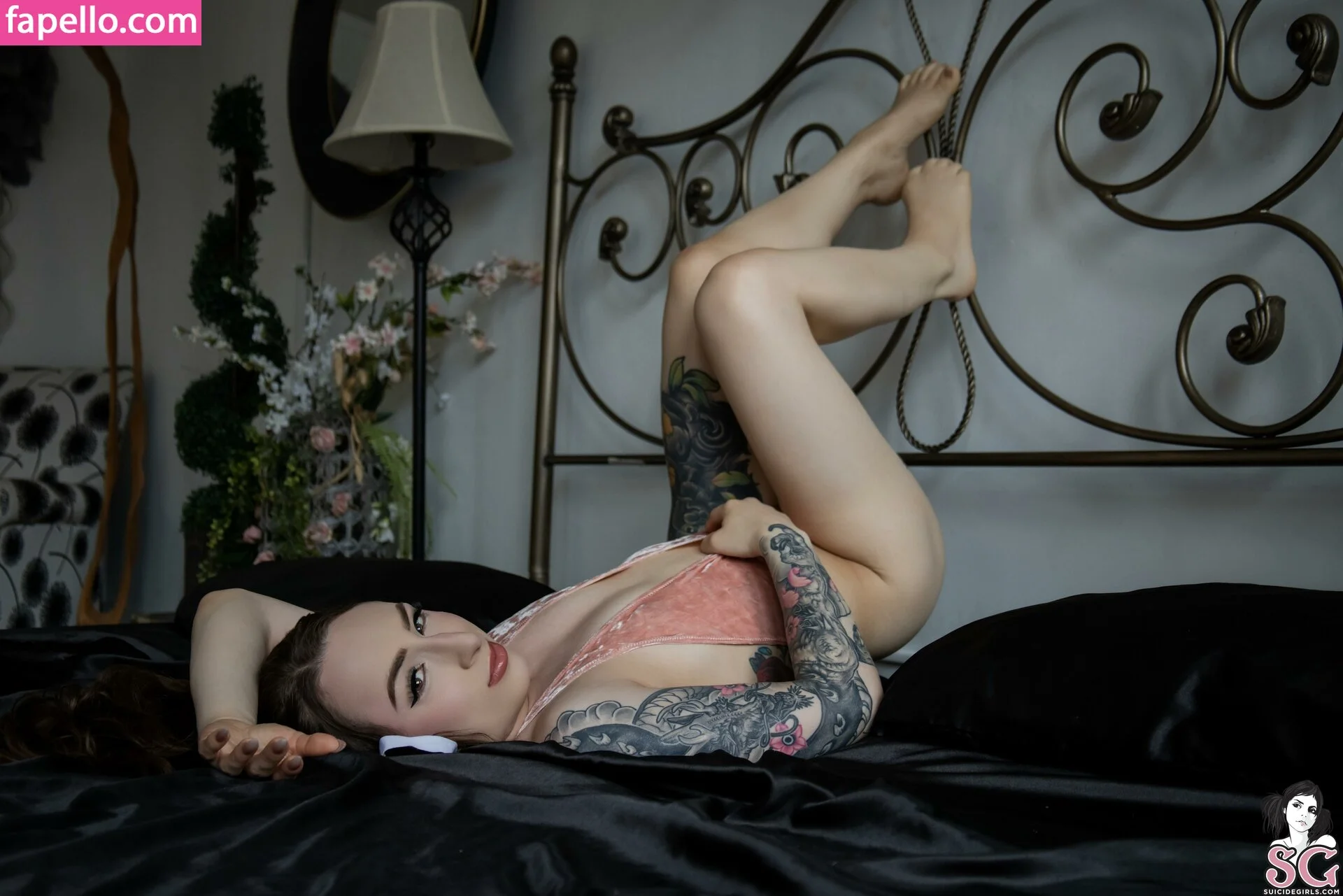 Starry SG Onlyfans Photo Gallery 