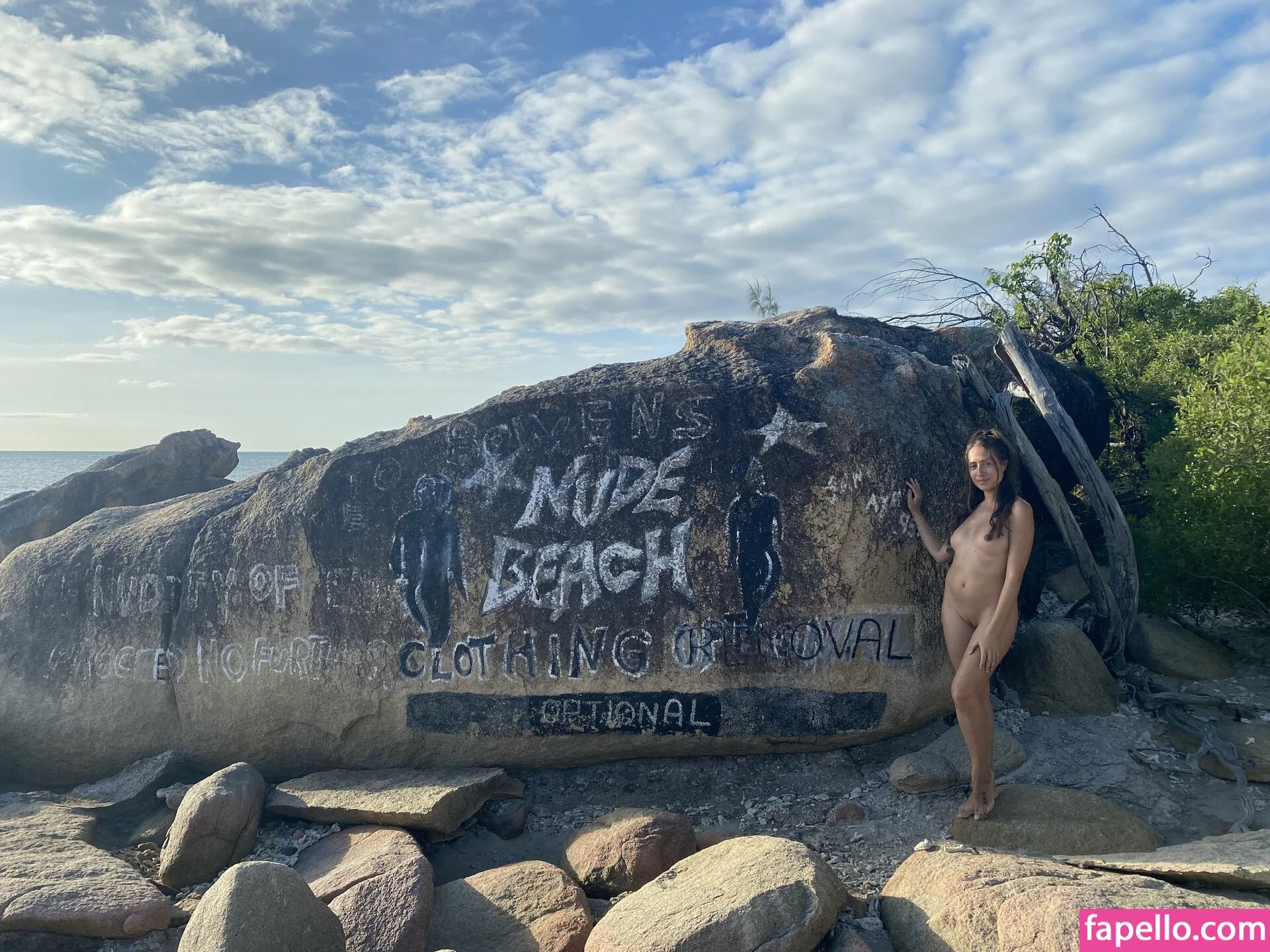 thenudeblogger Onlyfans Photo Gallery 