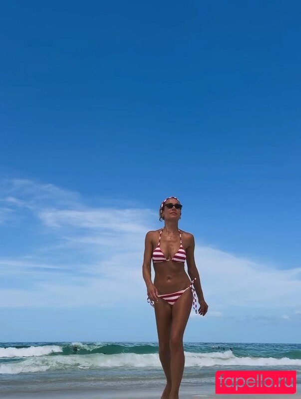 Thaís Pacholek Nude Onlyfans Photo 5