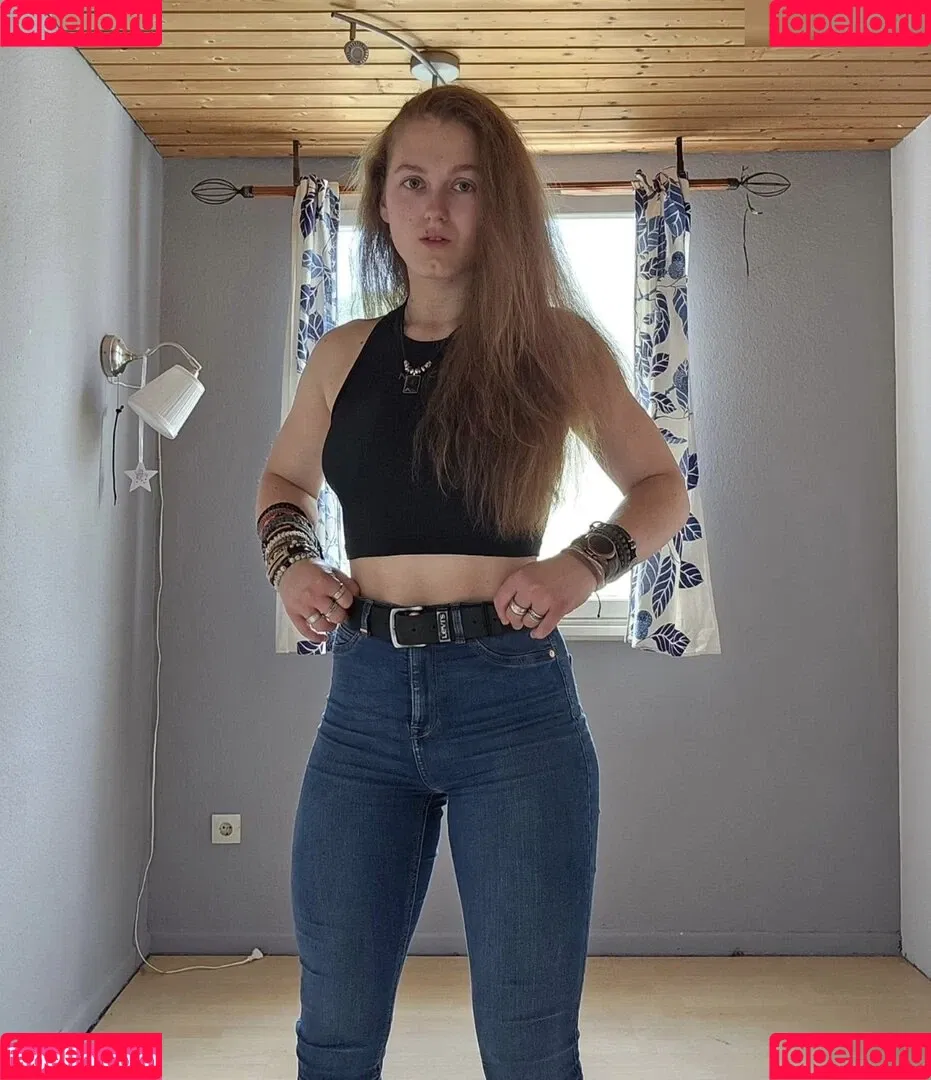 einfachnurchristiinaa Onlyfans Photo Gallery 