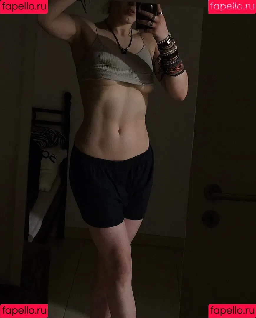 einfachnurchristiinaa Onlyfans Photo Gallery 