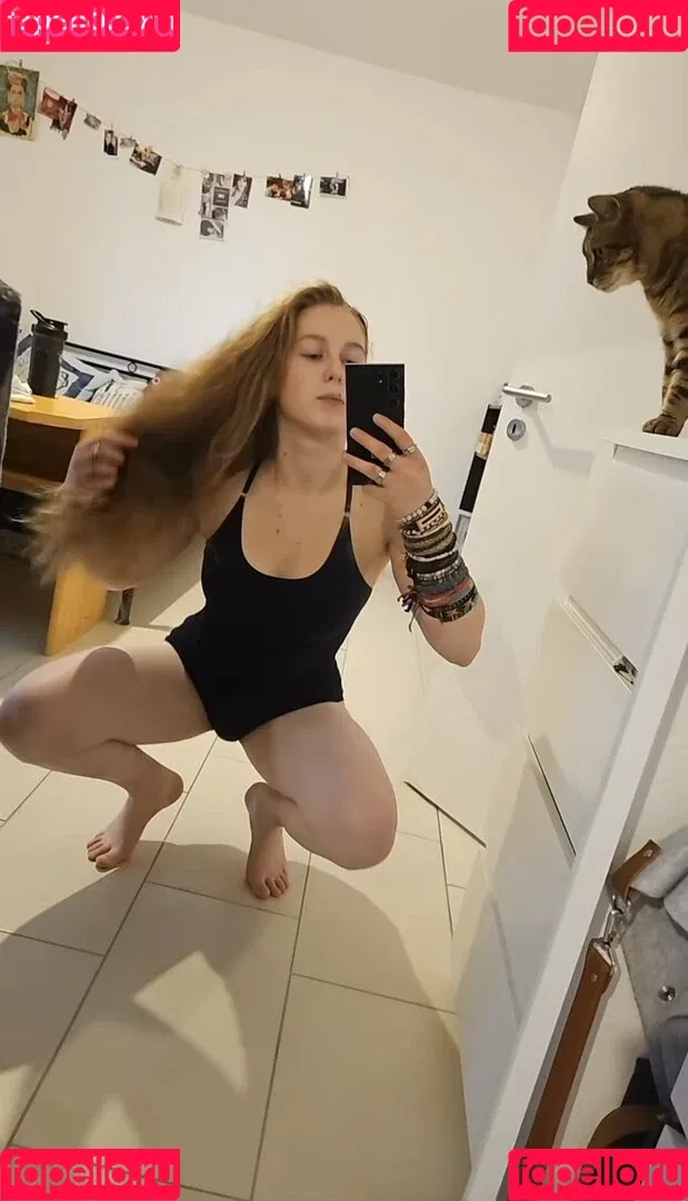 einfachnurchristiinaa Onlyfans Photo Gallery 