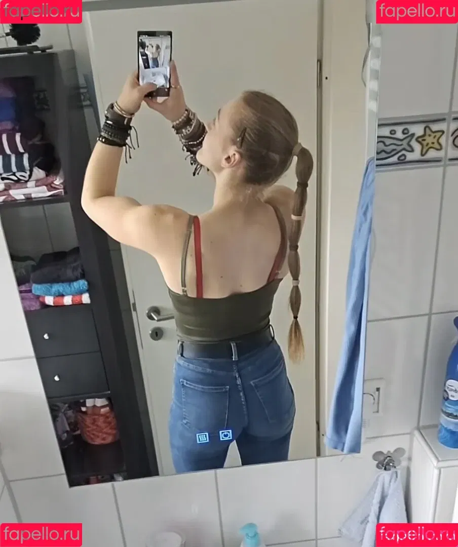 einfachnurchristiinaa Onlyfans Photo Gallery 
