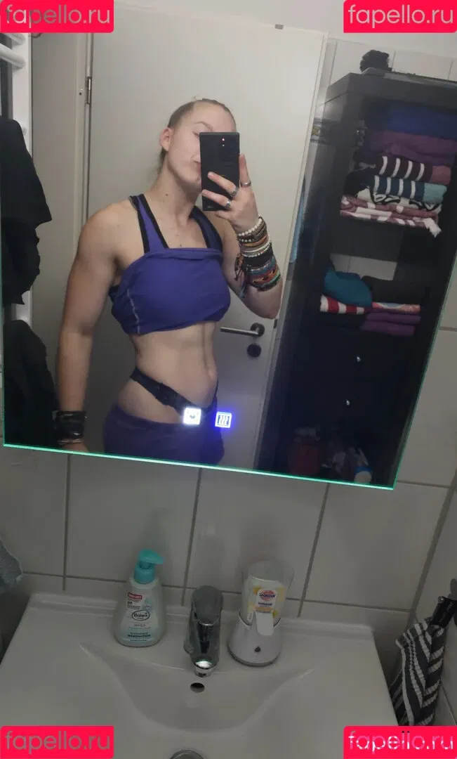 einfachnurchristiinaa Onlyfans Photo Gallery 