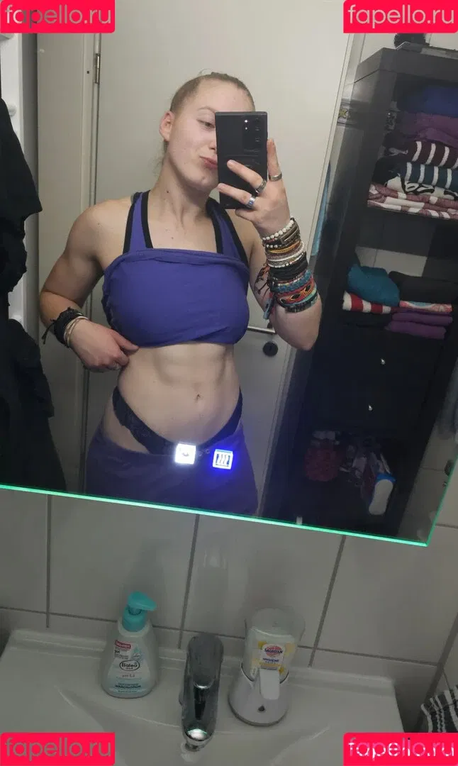 einfachnurchristiinaa Onlyfans Photo Gallery 
