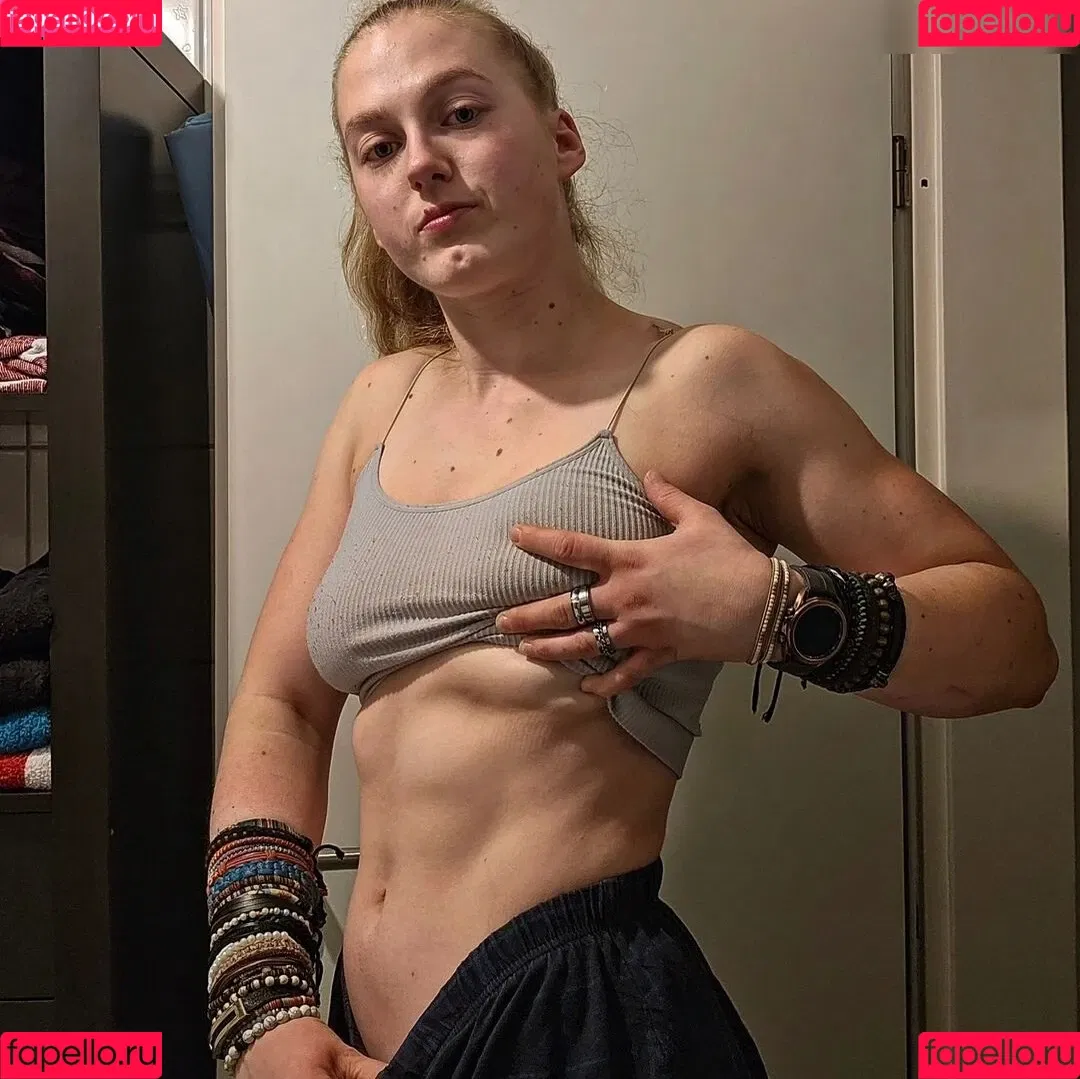 einfachnurchristiinaa Onlyfans Photo Gallery 