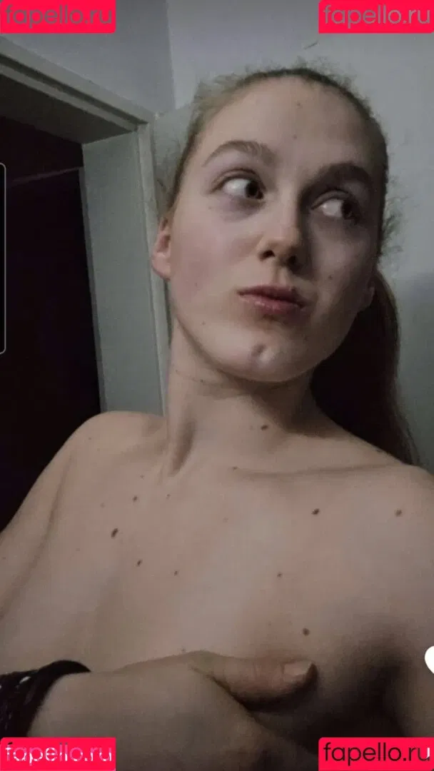 einfachnurchristiinaa Onlyfans Photo Gallery 