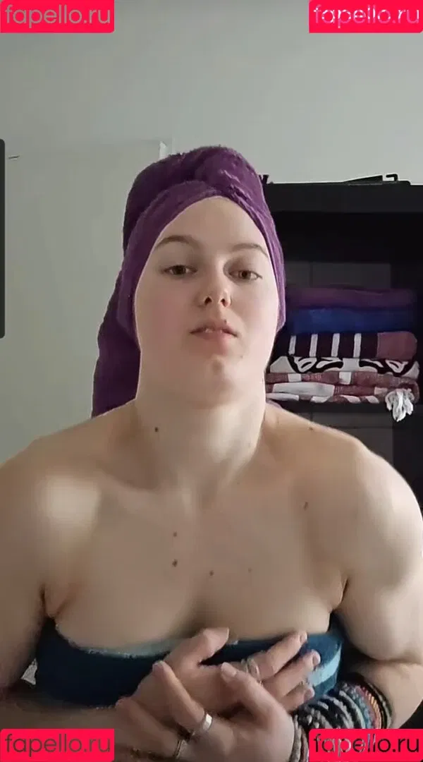 einfachnurchristiinaa Onlyfans Photo Gallery 