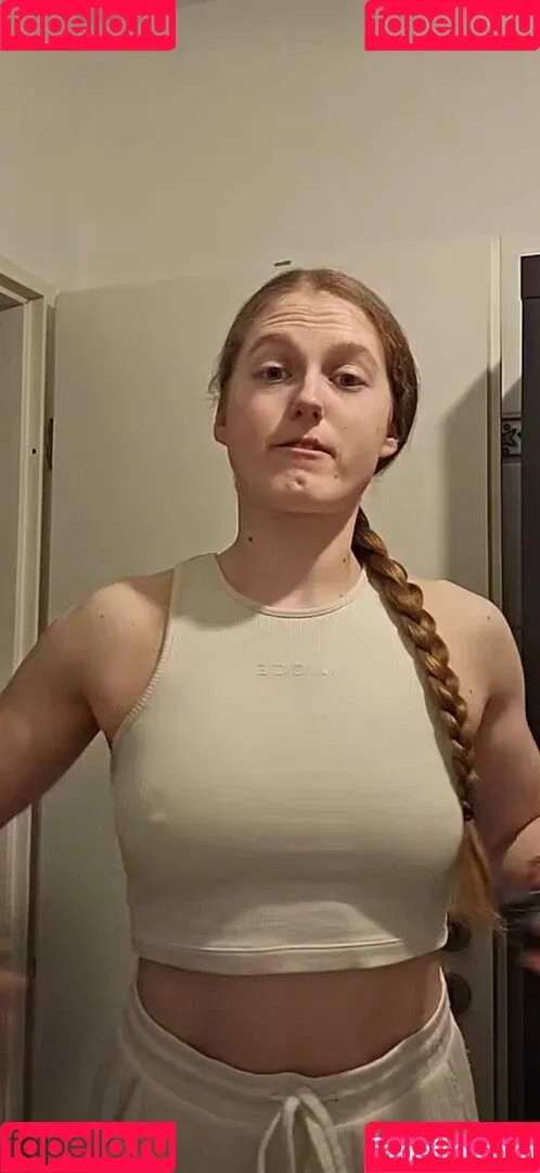 einfachnurchristiinaa Onlyfans Photo Gallery 