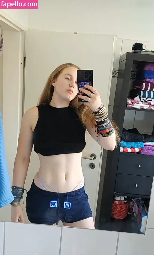 einfachnurchristiinaa Onlyfans Photo Gallery 