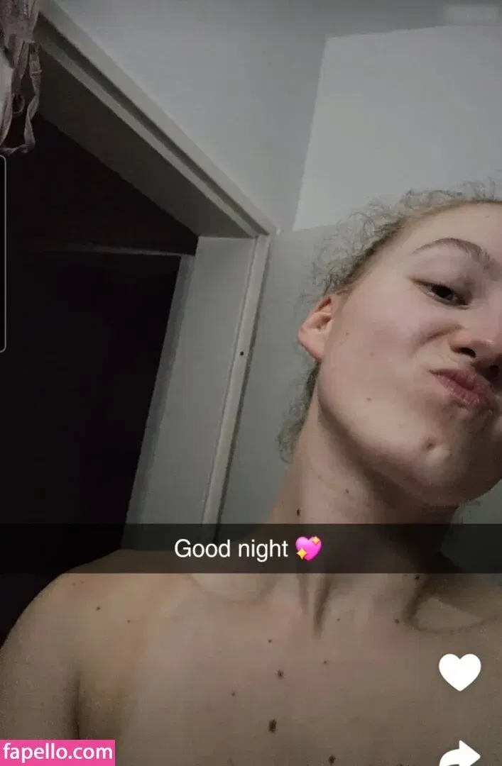 einfachnurchristiinaa Onlyfans Photo Gallery 