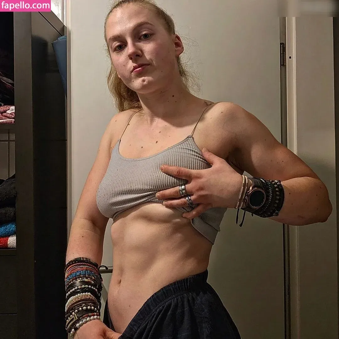 einfachnurchristiinaa Onlyfans Photo Gallery 