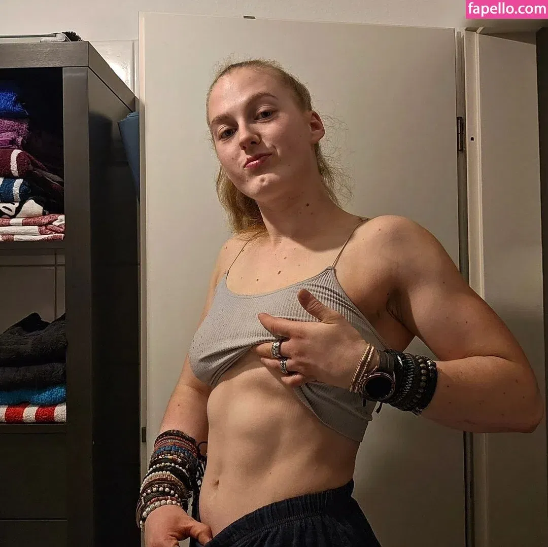 einfachnurchristiinaa Onlyfans Photo Gallery 