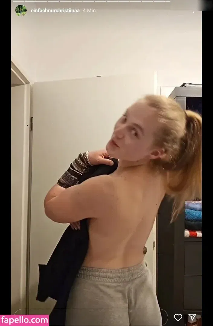 einfachnurchristiinaa Onlyfans Photo Gallery 