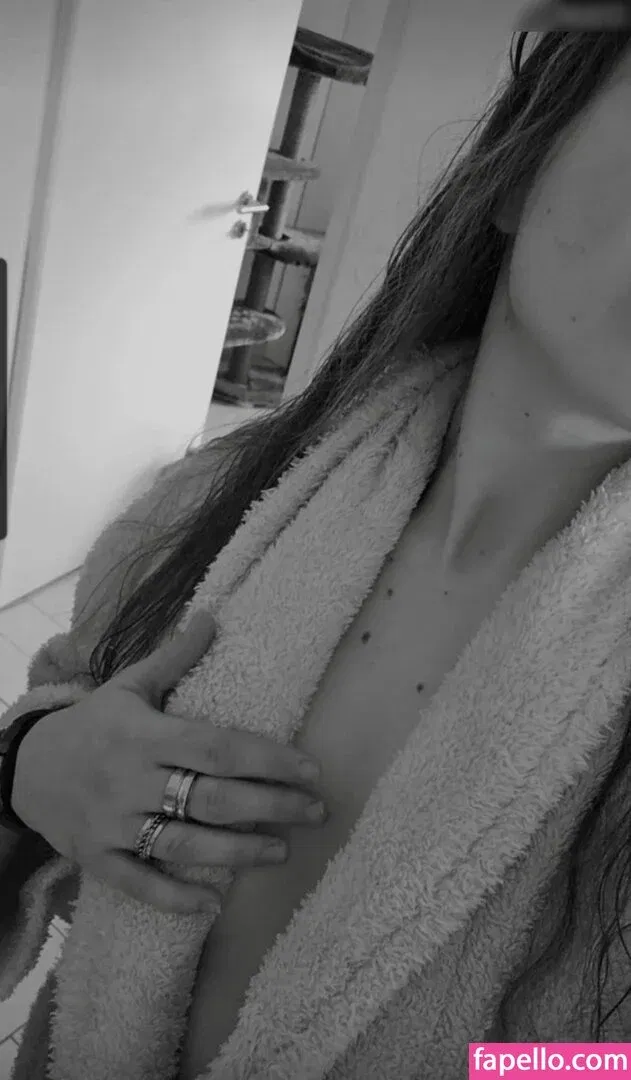 einfachnurchristiinaa Onlyfans Photo Gallery 