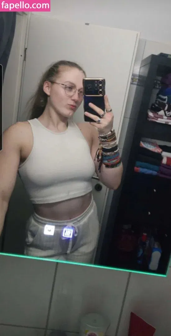 einfachnurchristiinaa Onlyfans Photo Gallery 