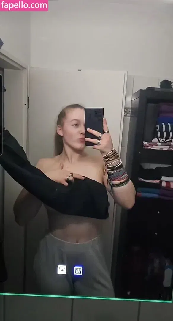 einfachnurchristiinaa Onlyfans Photo Gallery 