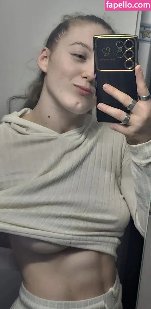 einfachnurchristiinaa Onlyfans Photo Gallery 