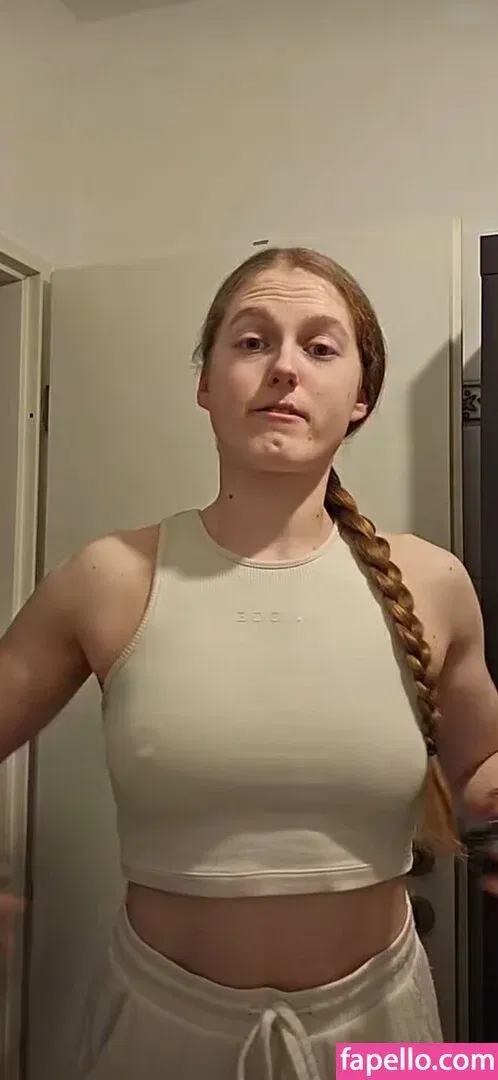 einfachnurchristiinaa Onlyfans Photo Gallery 