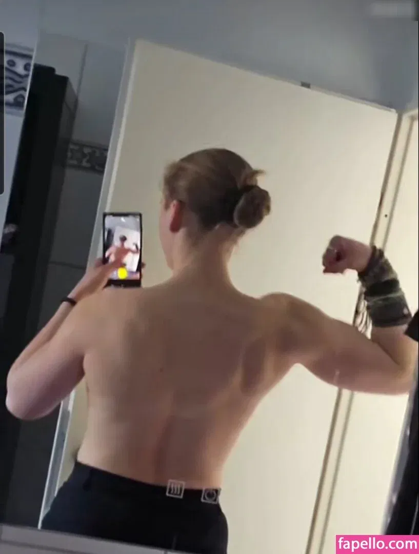 einfachnurchristiinaa Onlyfans Photo Gallery 