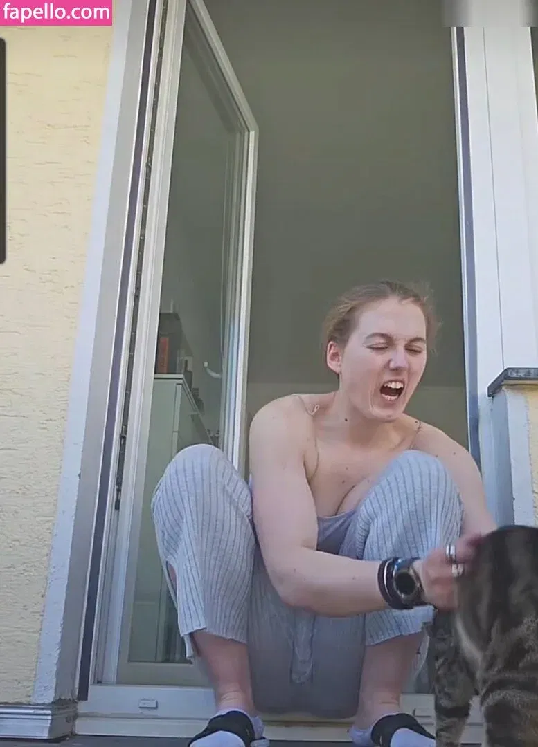 einfachnurchristiinaa Onlyfans Photo Gallery 