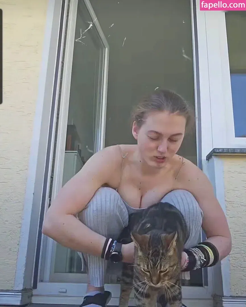 einfachnurchristiinaa Onlyfans Photo Gallery 