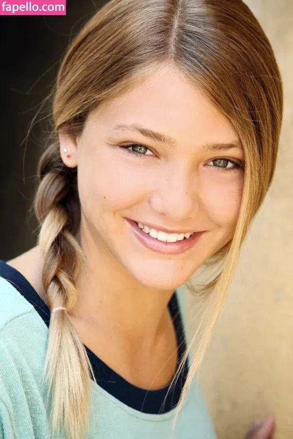 Lili Sepe Onlyfans Photo Gallery 