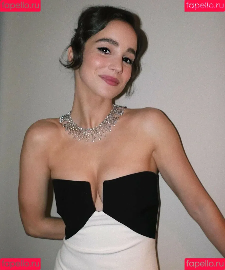 Alba Baptista Onlyfans Photo Gallery 