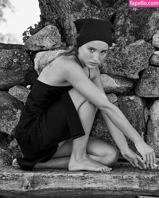 Alba Baptista Onlyfans Photo Gallery 