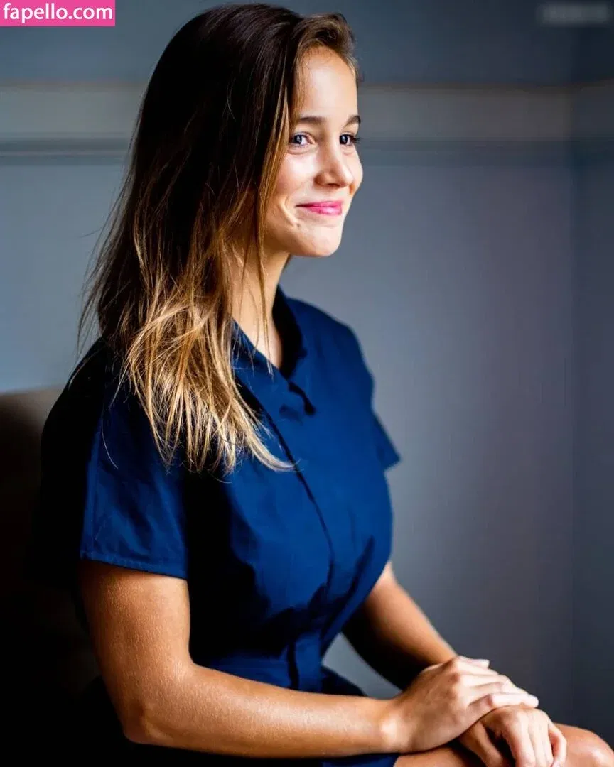 Alba Baptista Onlyfans Photo Gallery 