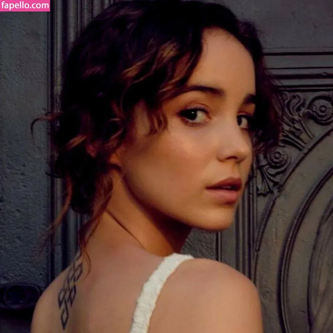 Alba Baptista Onlyfans Photo Gallery 