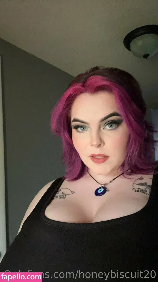 honeybiscuit20 Onlyfans Photo Gallery 