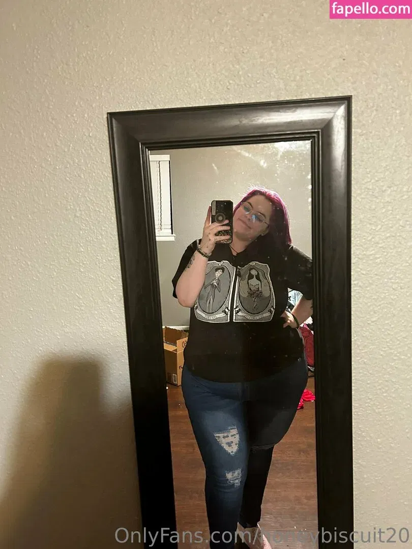 honeybiscuit20 Onlyfans Photo Gallery 